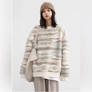 Striped Teddy Fleece Pullover – Neutral Oversized Cozy Crewneck